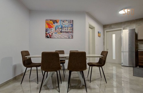 Gzira Apartment | Lovely 2BR home with Backyard & Sofabed in Gzira