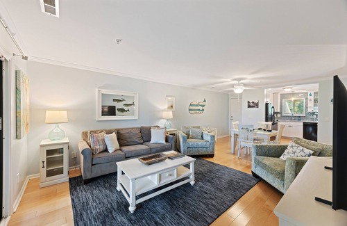 Seabrook Island Condo | Lovely 2BR Seabrook Villa, MARSH Views! POOL Access!