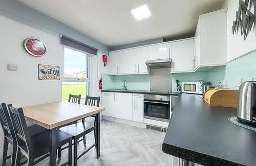 St. Agnes House | Lovely 3 bed bungalow, sleeps 6. In a beautiful location in Cornwall ref 85070P