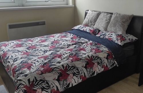 Garforth House | Lovely 3 Bed House in the surroundings of Leeds