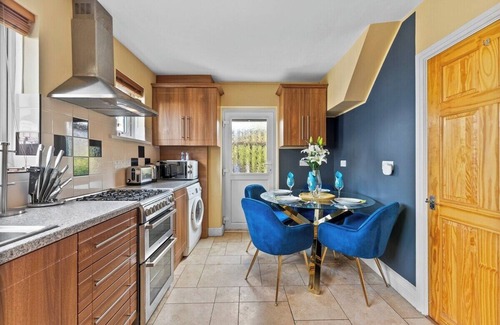 Windsor House | Lovely 3 Bed in the heart of Windsor - Garden