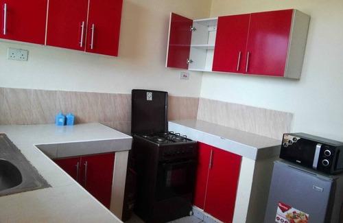 Tangana Apartment | Lovely 3 Bedroom Apartment With Pool