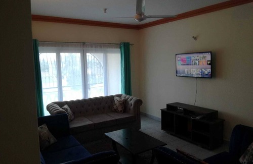 Tangana Apartment | Lovely 3 Bedroom Apartment With Pool