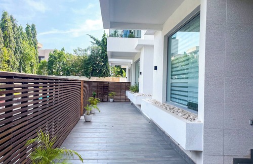 Labone Apartment | Lovely 3-Bedroom Apartment @ Lul Water - Labone, Cantonments