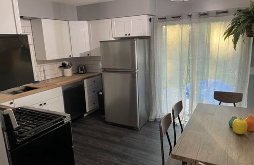 Grand Rapids Apartment | Lovely 3 Bedroom, Close to Everything!