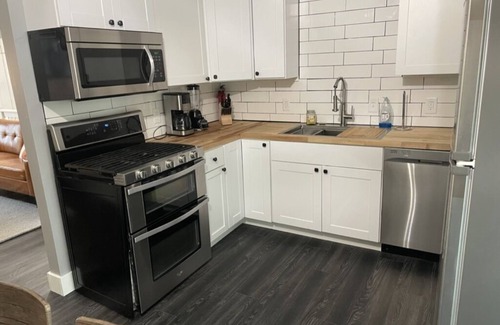 Grand Rapids Apartment | Lovely 3 Bedroom, Close to Everything!
