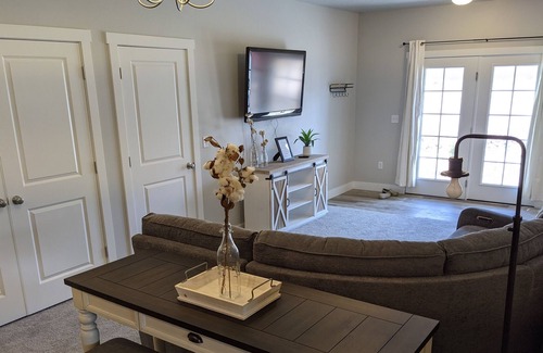 North Logan Apartment | Lovely 3 bedroom Condo In beautiful Cache Valley