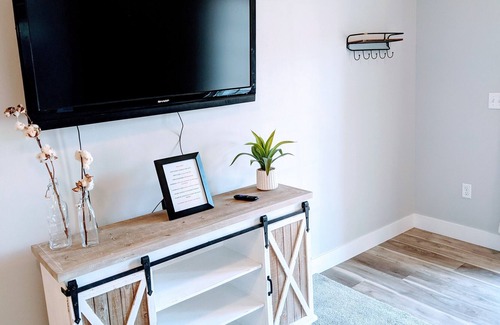 North Logan Apartment | Lovely 3 bedroom Condo In beautiful Cache Valley