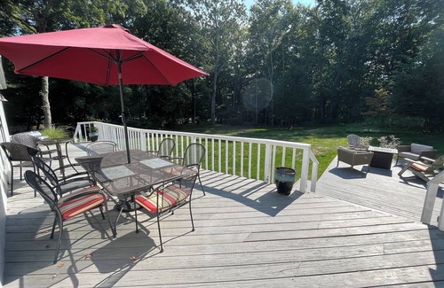 Madison House | Lovely 3-bedroom home in Madison close to downtown and great beaches.