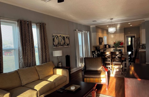 Wadley House | Lovely 3-bedroom house on Main Street Wadley