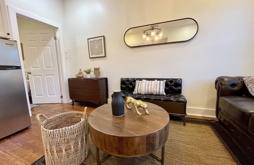 West Riverside House | Lovely 3 Bedroom Shotgun Home - 15 Minutes to French Quarter