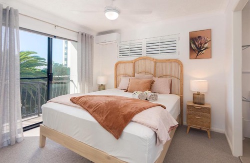 Labrador Apartment | Lovely 3 bedroom Spacious Unit, Labrador