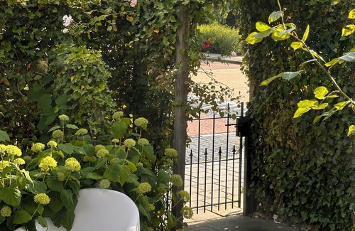Elsrijk House | Lovely 3 bedroom Townhouse w/big garden & parking 15 min from Amsterdam