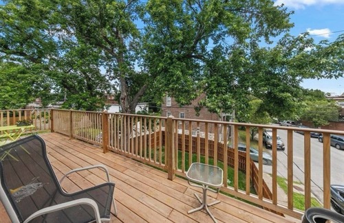 Soulard House | Lovely 3-bedroom townhome with AC in St. Louis. Travel nurse/long term stay