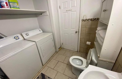 Cote-Saint-Paul Apartment | Lovely 3 bedroom unit near Downtown Montreal
