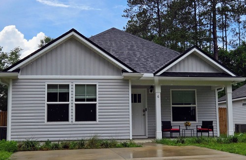 Crawfordville House | Lovely 3-bedroom house with 2 King Beds in Crawfordville with great backyard