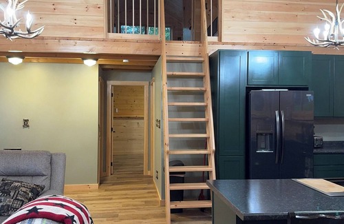 Greenville Cabin | Lovely 3-bedroom waterfront cabin in Greenville, ME.