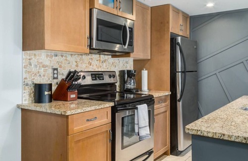 Canmore Condo | Lovely 3-BR condo w/Hot Tub at the Edge of Canmore