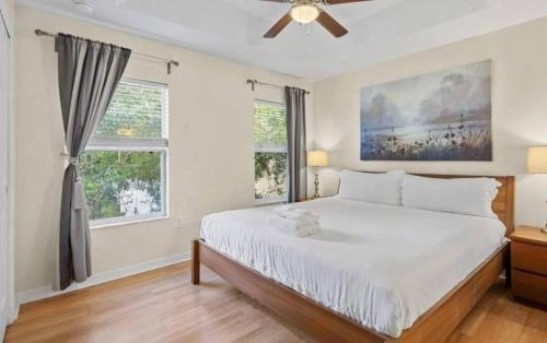 Crestwynd Bay House | Lovely 3bd Home With Bbq