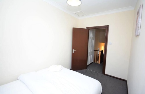 Leabridge Apartment | Lovely 3bedroom Apartment London