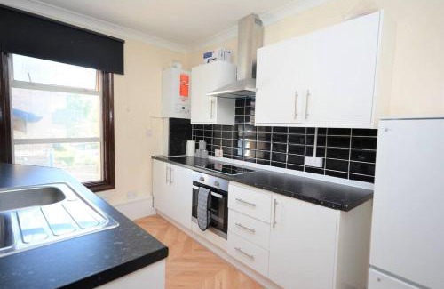 Leabridge Apartment | Lovely 3bedroom Apartment London