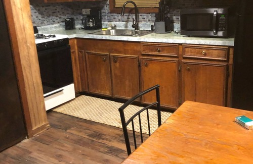 Lake House | Lovely 4 bdr vacation living