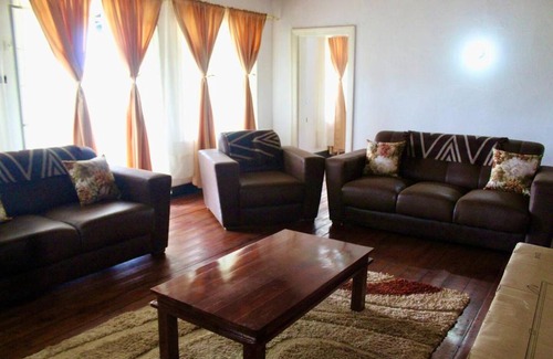Mutare Apartment | Lovely 4 bed in Mutare - 2178