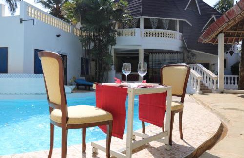 Galu Villa | Lovely 4-Bed Villa Family oriented or a smallgroup