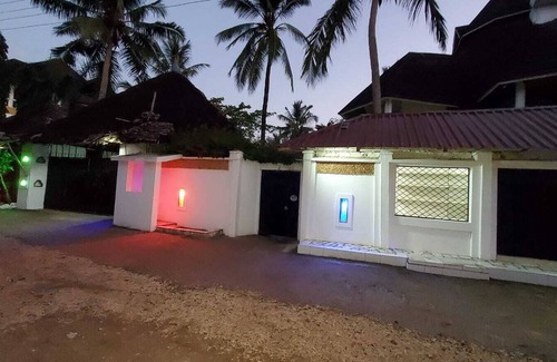 Galu Villa | Lovely 4-Bed Villa Family oriented or a smallgroup