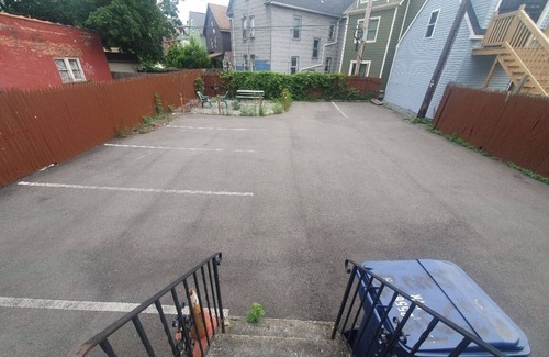 North Buffalo Apartment | Lovely 4 bedroom Apartment