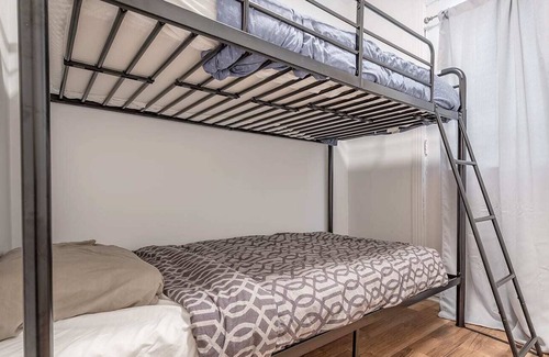 Sainte-Marie Apartment | Lovely 4 Bedroom Apt in The Village