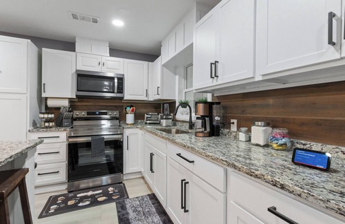 Tuscaloosa House | Lovely 4-Bedroom Home in T-Town