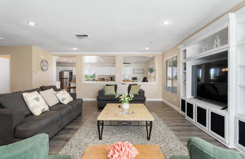 Loma Linda House | Lovely 4-bedroom house fits 15 people with outdoor playground