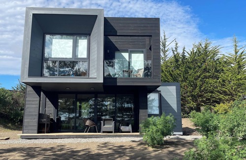 Pichilemu House | Lovely 4-bedroom house with WiFi in Punta de lobos Surf capital