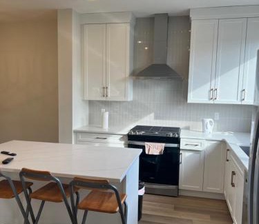 Southwest Calgary House | Lovely 4 bedroom House
