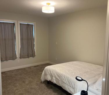Southwest Calgary House | Lovely 4 bedroom House