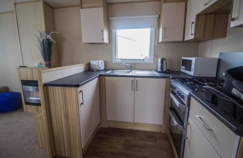 Felixstowe House | Lovely 4 berth holiday home at Felixstowe Beach Holiday Park ref 55008YC
