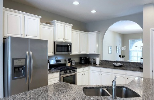 Sunridge Woods House | Lovely 5 Bed Game Spa Pool Home in Solterra Resort