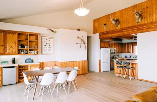 Oakhurst House | Lovely 5-bedroom house with AC in Oakhurst