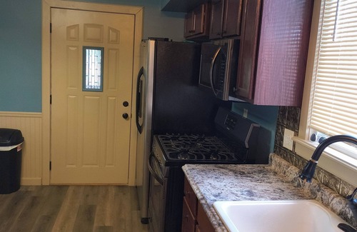 Vassar House | Lovely 5-bedroom house with AC in charming Vassar
