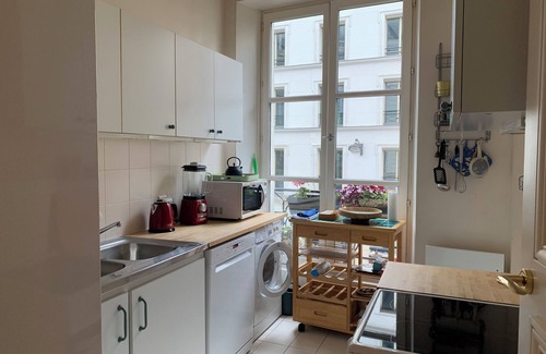 2nd Arrondissement Apartment | LOVELY 55 SQM RUE MONTMARTRE HEART OF PARIS