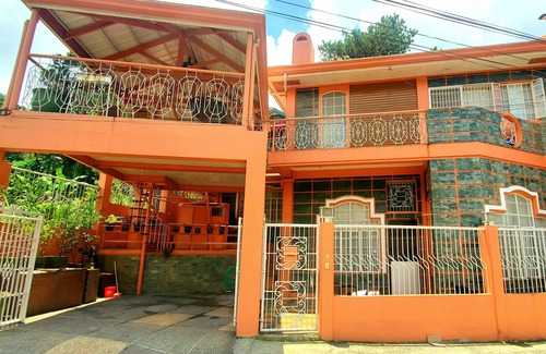 Baguio House | Lovely 6-bedroom house with WiFi in charming Baguio