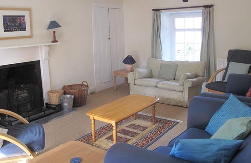 Pencader Apartment | Lovely 7-Bed Apartment in Llandysul