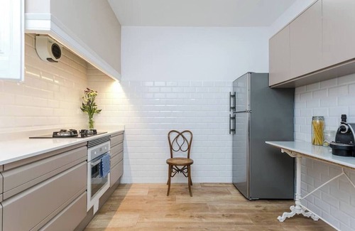 Cornella de Llobregat House | Lovely and historic 3 bedroom home completely refurbished and designed for a pleasant and comfortable stay in Barcelona.