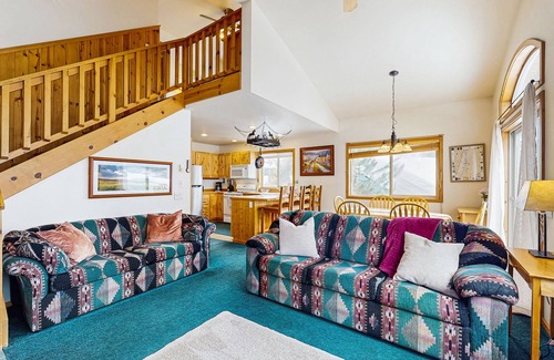 McCall Condo | Lovely alpine condo w/deck and community pool, & sauna