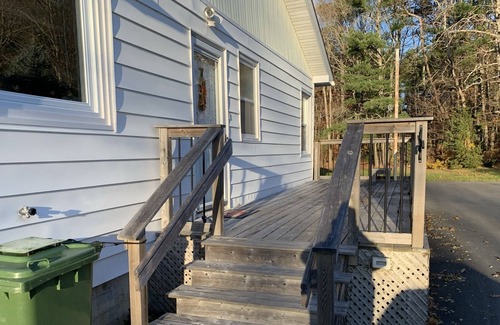 Grand Lake House | Lovely and Bright Bungalow near lake and parks