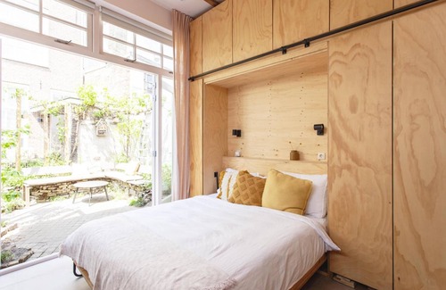 19e Eeuwse Schil House | Lovely and charming guesthouse near city center