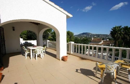 Moravit Villa | Lovely and classic villa in Moraira, on the Costa Blanca, Spain with private pool for 6 persons