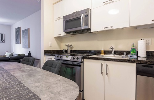 Downtown Apartment | Lovely and Elegant unit