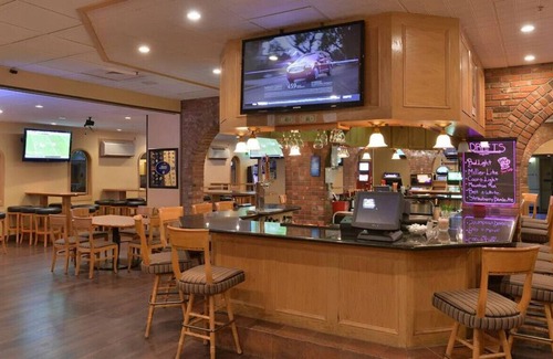 Great Falls House | Lovely and Peaceful Place to Stay! With Free Wi-Fi